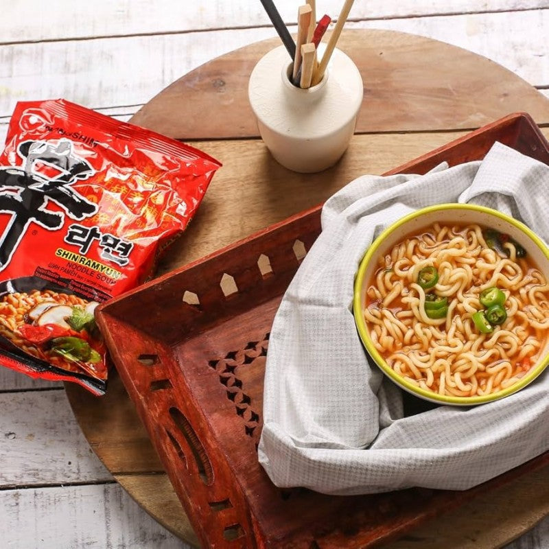 Nongshim Shin Ramyun Noodles Piccanti - Zuppa Istantanea 120g